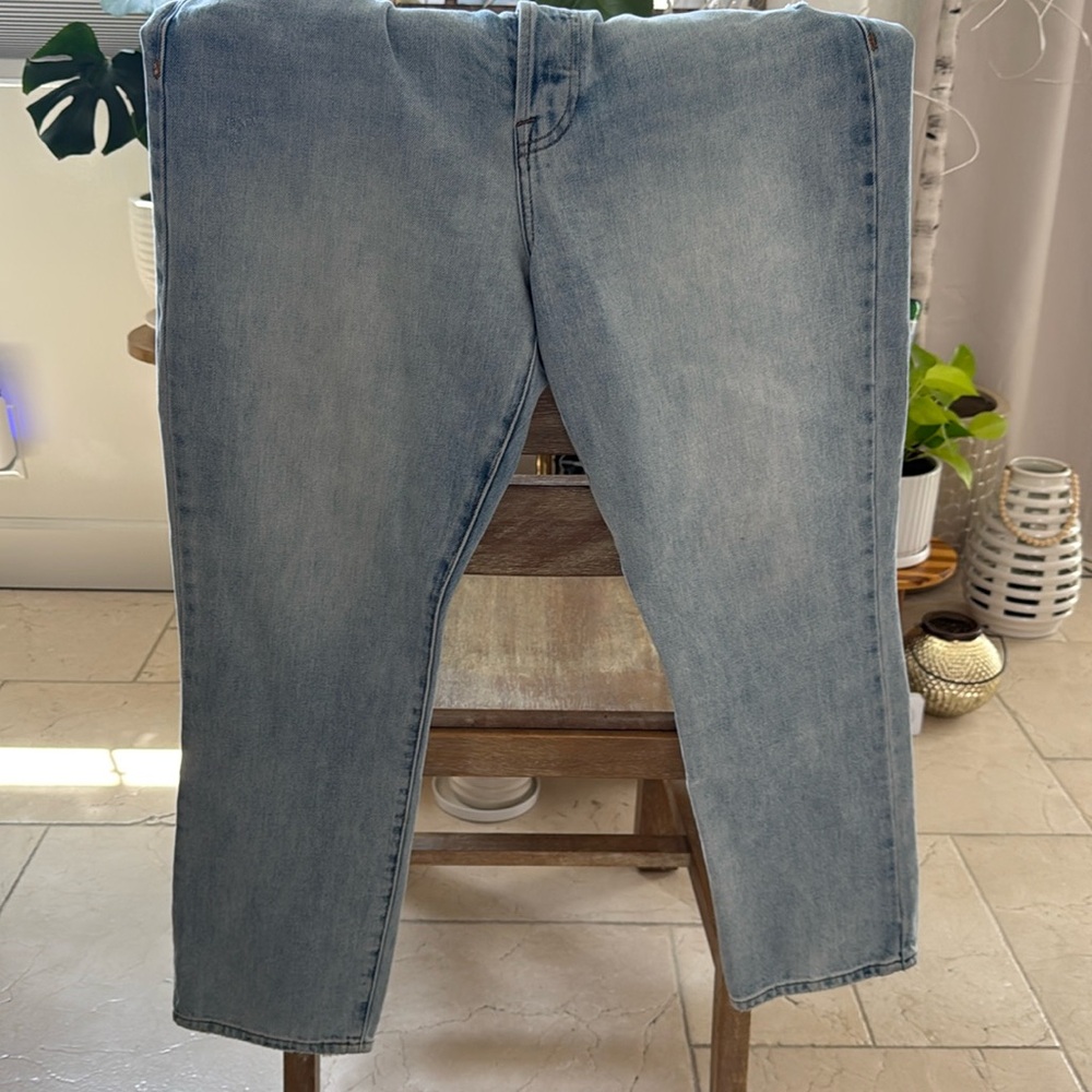 Pistola Keaton High Rise Slim Straight Jeans Morning Sky